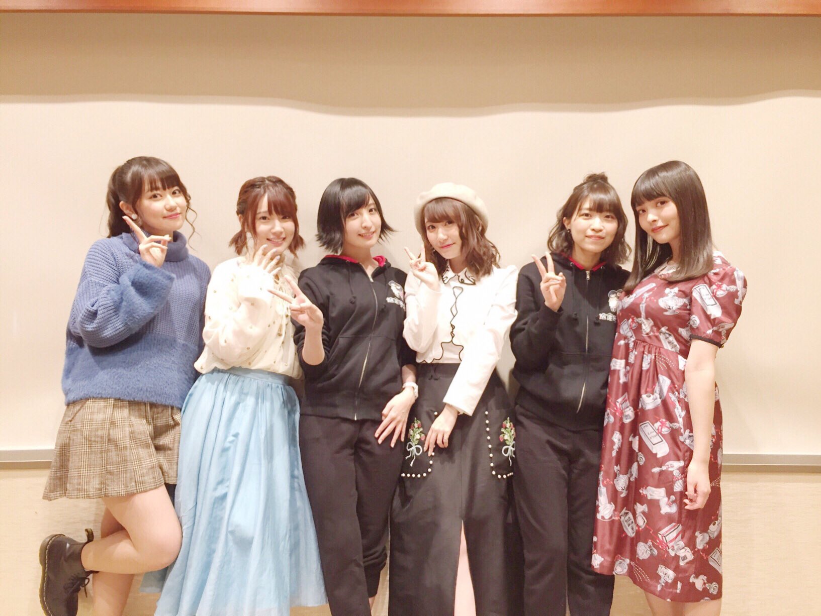 日高里菜 A Gオールスターありがとうございましたヽ W ノ オールスターならではの企画盛り沢山っ 最後の流れは完全なネタですからね 笑 バッジも完売とのことですごく嬉しかった ありがとうっ 日高里菜 A Gオールスターありがとうございましたヽ W ノ オールスターならではの企画盛り沢山っ 最後の流れは完全なネタですからね 笑 バッジも完売とのことですごく嬉しかった ありがとうっ