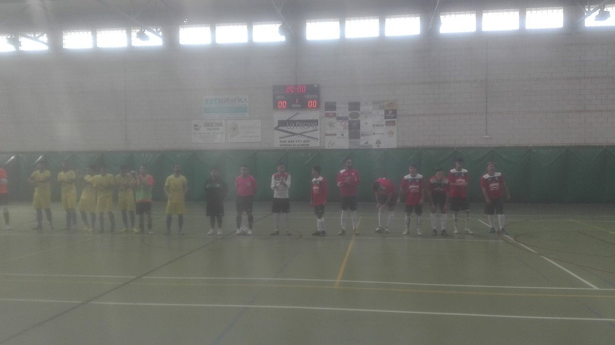 QuintanaFS's tweet photo. Comienza el partido!!

Quintana Restaurante Piscina FS vs Valdetorres

#vamosquintana https://t.co/YbLg28U4lZ