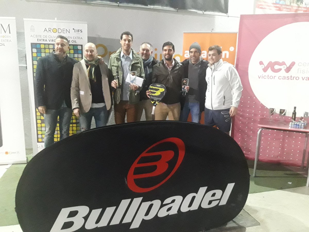 PadelPremium's tweet photo. Terminó el último Master de @aspadeljaen . Encantados de haber colaborado en la despedida de esta asociación q seguro echaremos d menos en los próximos años. https://t.co/PdrzjB3TWL
