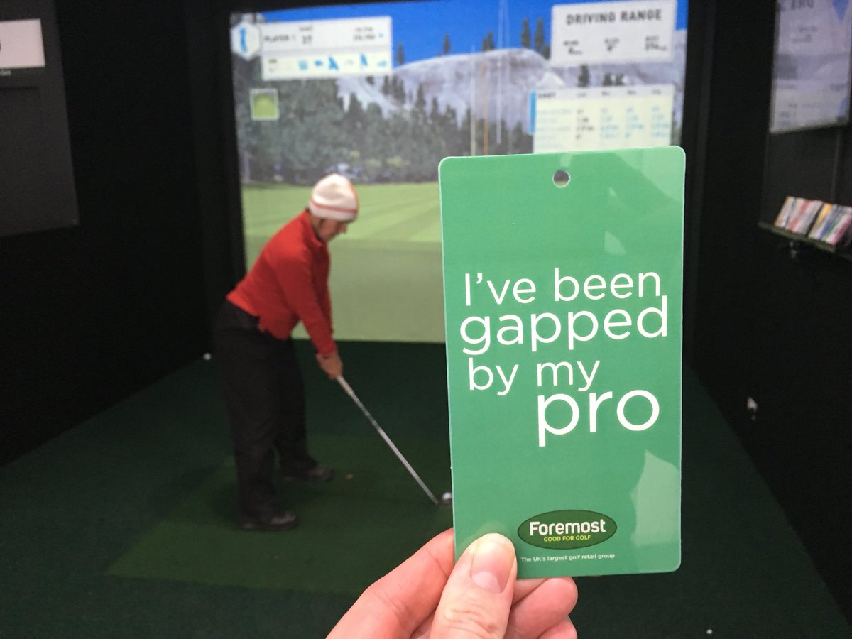 alexwhitegolf's tweet photo. Good to have @romileygolfclub member, Denise Booth in the #GolfStudio yesterday for a full bag gap fitting #AWG #NoYourDistances #CarryDistance @ForemostGRIP @ForesightEurope https://t.co/fTLaoYw7ci