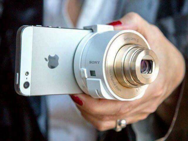 showroom_co's tweet photo. Lens, tapi tak pasang kat lens phone. Cane ni? 🤔 https://t.co/fzKPPJDheC