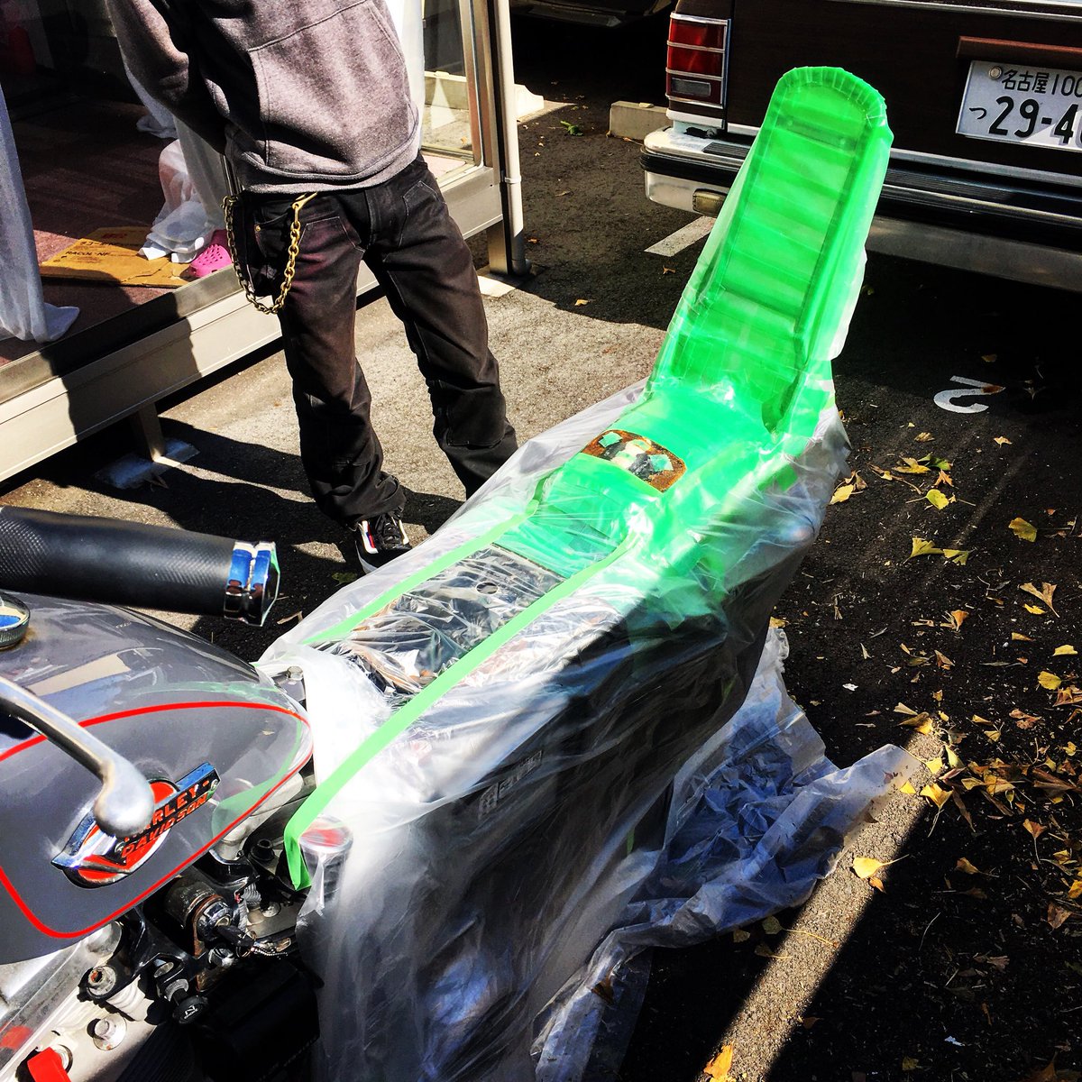 ace_miyazaki's tweet photo. Making a Seat pan
#harleydavidson #sportster #customseat #chopper #bobber #motorcycle #backdropseat #backdropleathers https://t.co/wJO7qF8ELn