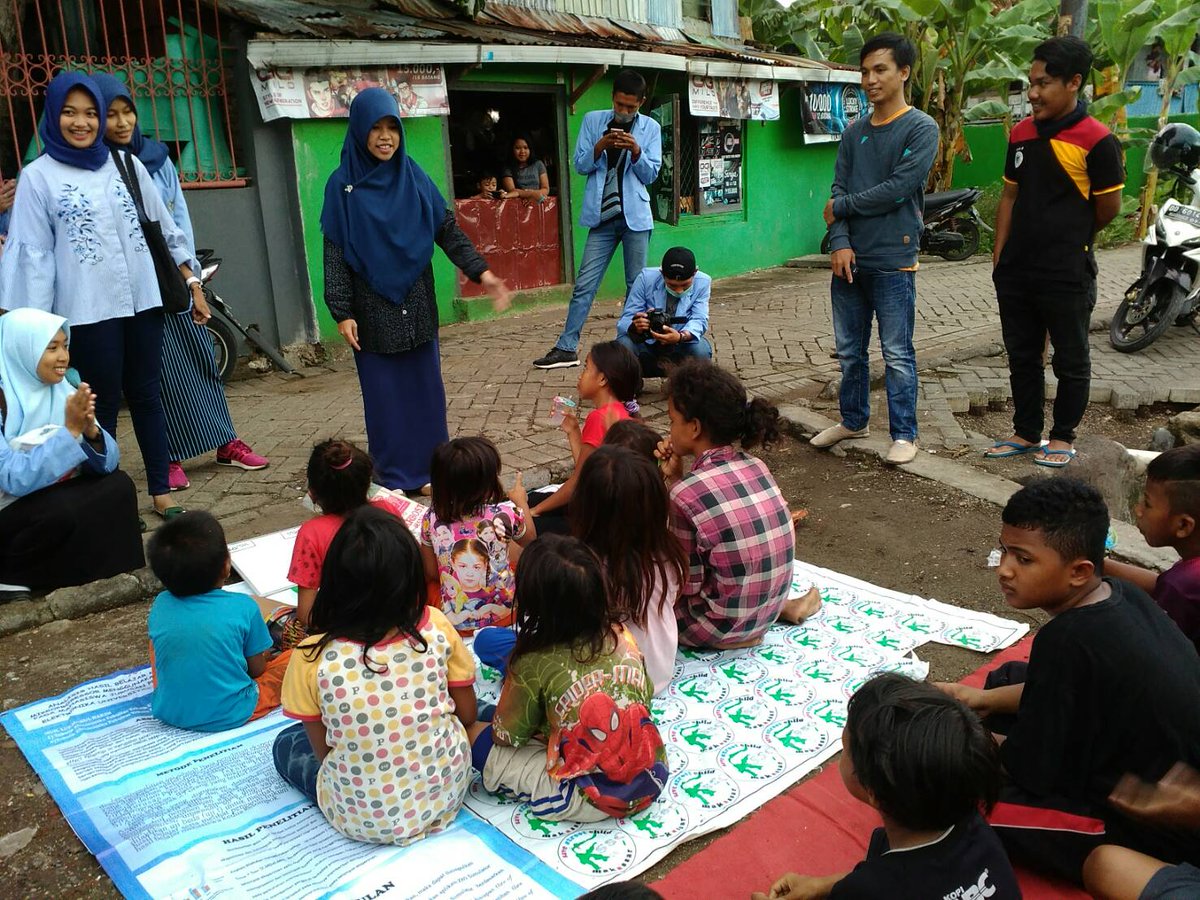 Kelas belajar hari ini, terima kasih buat kakak2 dari UIM yg telah hadir berbagi buat adik2 kami