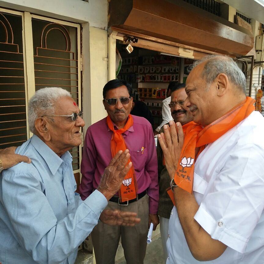 Jaydrathsinhji's tweet image. Gujarat Gaurav Maha-Sampark Abhiyan at #Ghoghamba  District #Panchmahal