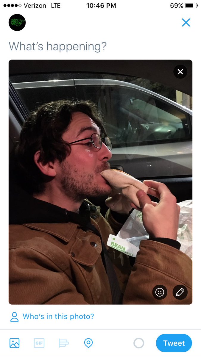 TheNew86MPLS's tweet photo. We'd like to know, too, @Twitter but Brett says his @tacobell is delicious https://t.co/orgNVjsVOo