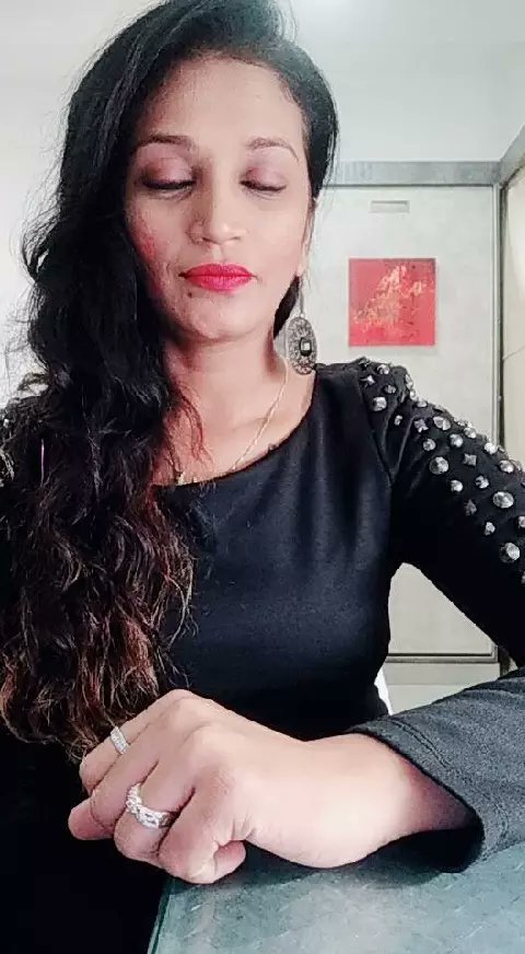 VaishaliSatra's tweet photo. #LIKEapp What a cool video shot by Vaishali Satra! I just can't help watching it over  https://t.co/YHyRg69sdm https://t.co/f44Wq5FtPF