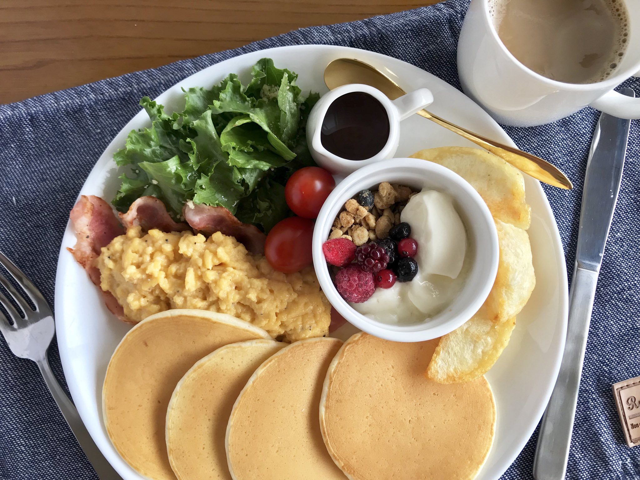 とも パンケーキランチ お腹いっぱい パンケーキランチ ワンプレートランチ T Co Bngfodjroj Twitter
