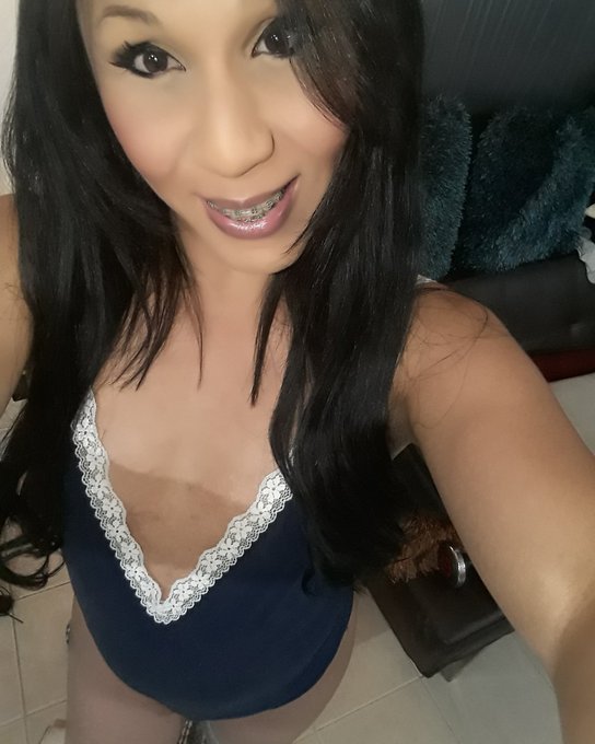 To all my followers  i hope you want find me on @chaturbate  i am a #camgirl https://t.co/Szg5oGwuIi<a href="/tag/camgirl"class="tags"><span>#camgirl</span></a>