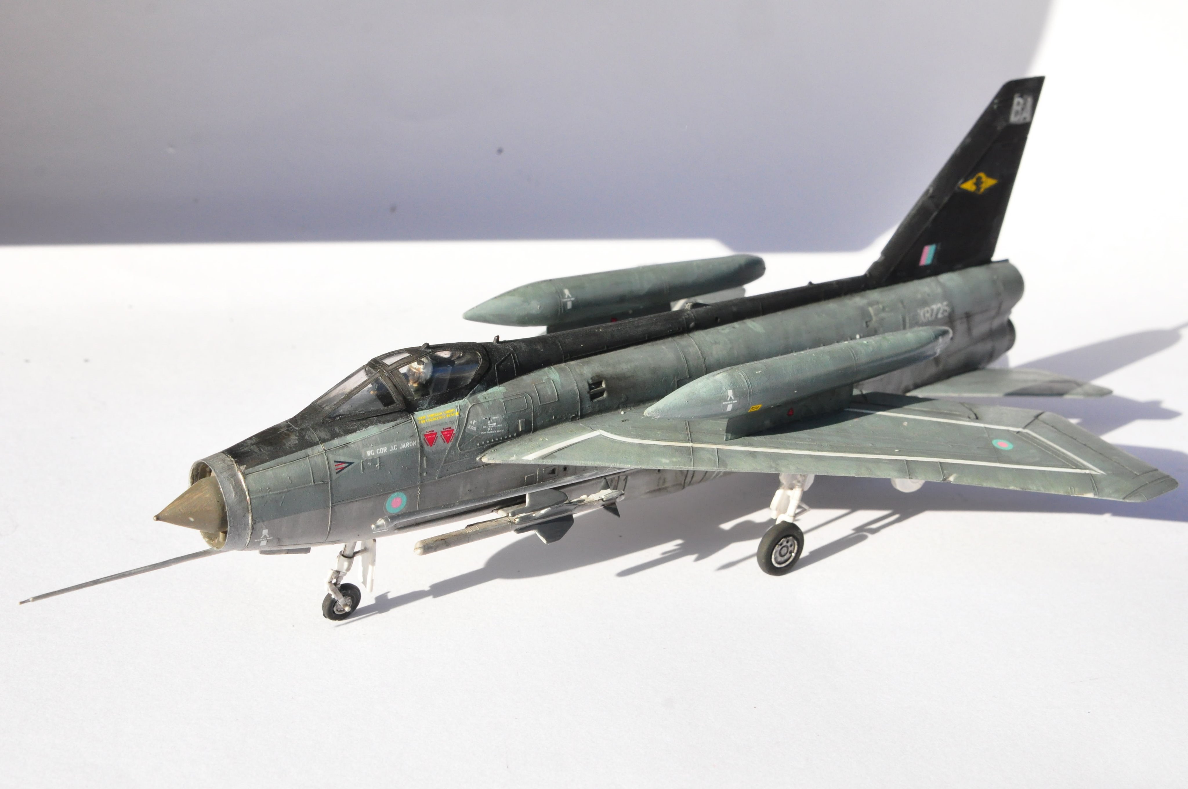 プラモデル製作記 ハセガワ 1/72 ライトニング F Mk.6｜Ryo@S.O.R.A.