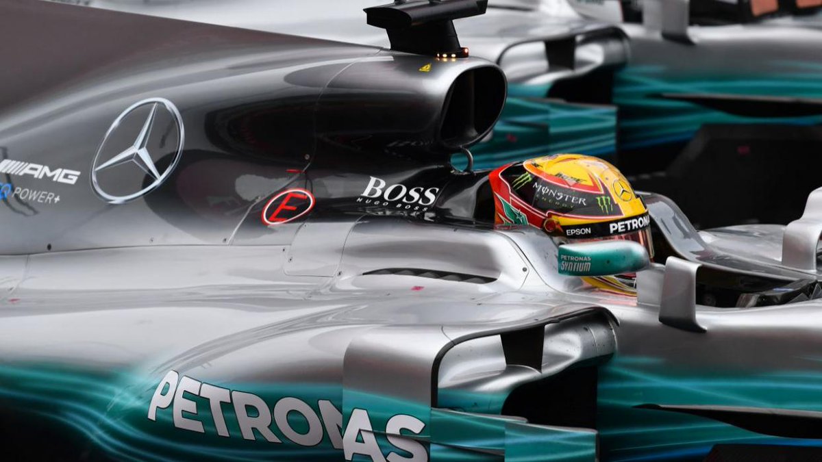 FormulersE's tweet photo. Las empresas eligen la Fórmula E para patrocinarse y muchas de ellas proceden de la F1. La Fórmula E no es la cúspide del automovilismo pero sí el futuro y sobre todo donde es más 'barato' promocionarse para poder llegar a un público más joven. #FormulersE https://t.co/yG9NQh6R1M