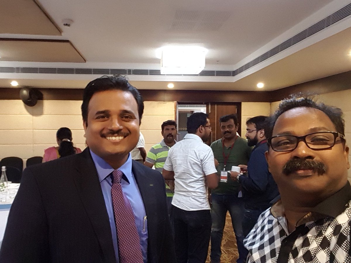 zulfikar_dr's tweet photo. @jesleyal.  A must attend training program happining in kerala.  Grab it now or get out from doing business. #dmtvm2017 https://t.co/n2G4Q6qrUQ
