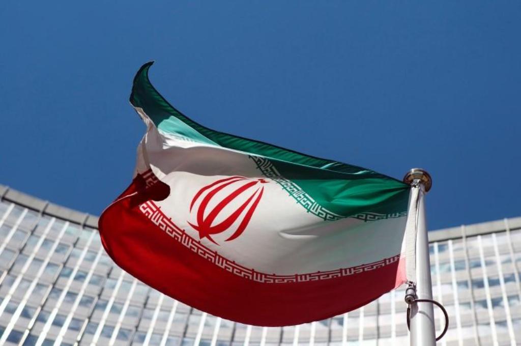 PeninsulaQatar's tweet photo. Iran acquires atomic battery technology
https://t.co/KM8x4XcGI8

#Iran #atomicbattery #technology #nuclearbattery https://t.co/nrH1cZs0fi