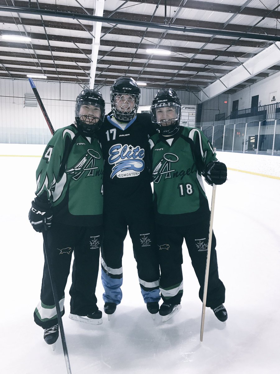 AARingetteMB's tweet photo. Ringette creates friendships across the miles. @ringettecanada @EDMT_Ringette @MBRingette @bvraringette #jnt2017 #wrc2017 #ringette https://t.co/0e02Rh81a3