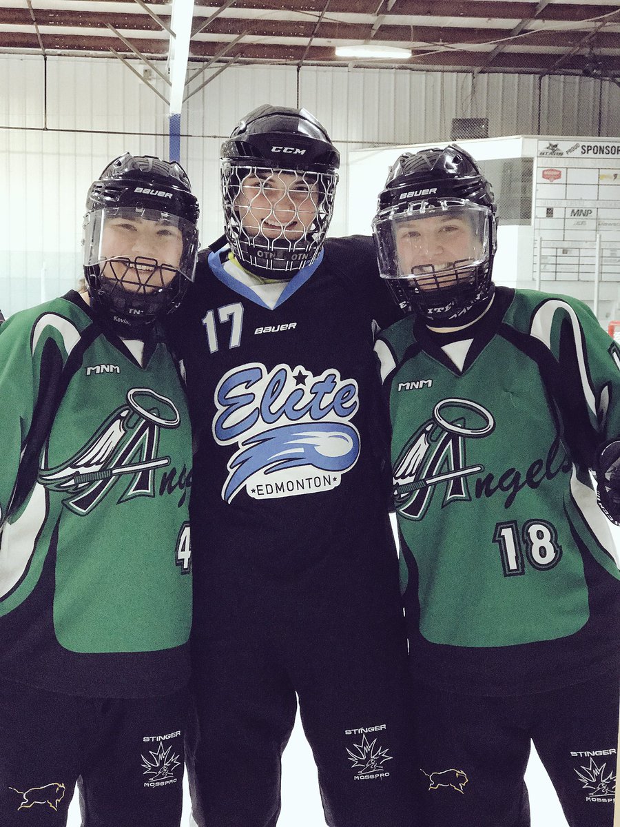 AARingetteMB's tweet photo. Ringette creates friendships across the miles. @ringettecanada @EDMT_Ringette @MBRingette @bvraringette #jnt2017 #wrc2017 #ringette https://t.co/0e02Rh81a3