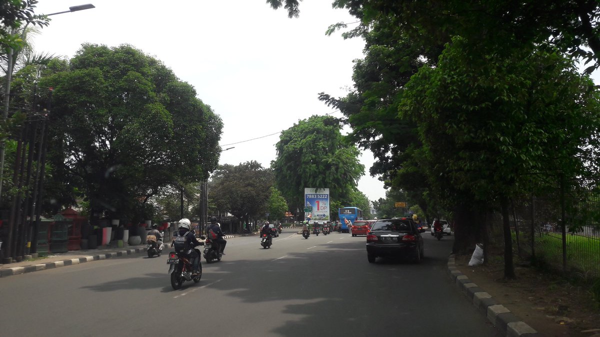 _Tarmin's tweet photo. @TMCPoldaMetro Arus lalin Jl.Cilandak KKO kedua arah ramai  lancar https://t.co/zrsEWhUf37