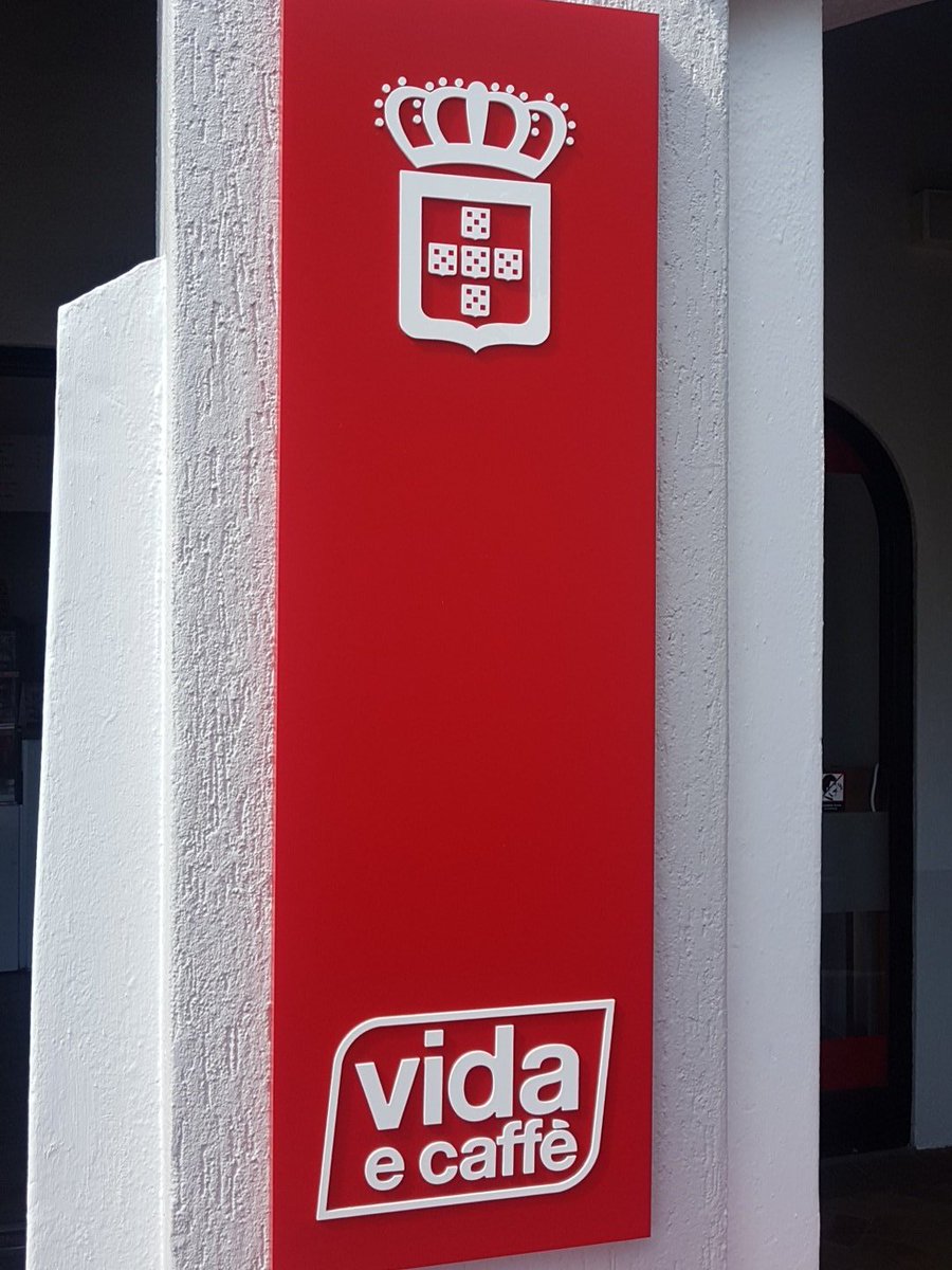 Yes we have water restrictions but no to glass of water for cyclists that are regular supporters. Shocking. Won't be back <a href="/vidaecaffe/">vida e caffè</a> Constantia.