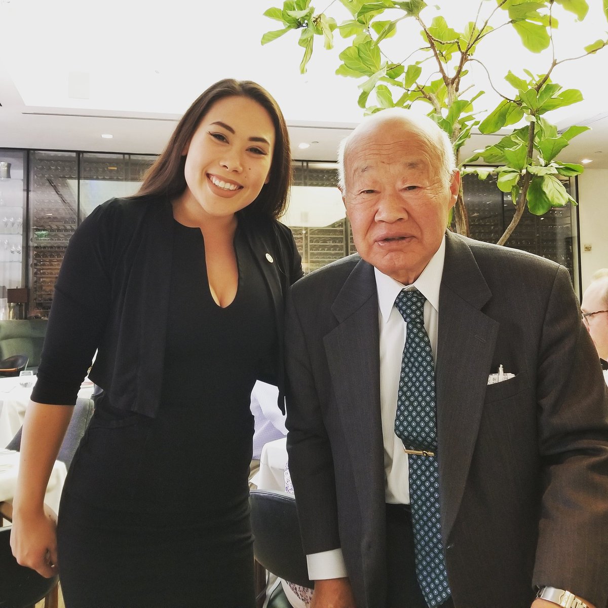 ToshioUeno's tweet photo. Chairman Honda visited Spago Beverly Hills &tasted his #Tatsuriki #Junmajdaiginjo #sake with @CristieNorman.
#sommelier #somm #mastersomm #sakesommelier #sakesamurai #saketasting #sommchat #cooljapan #tasteofjapan #sakefun https://t.co/RVN3GQdvMm