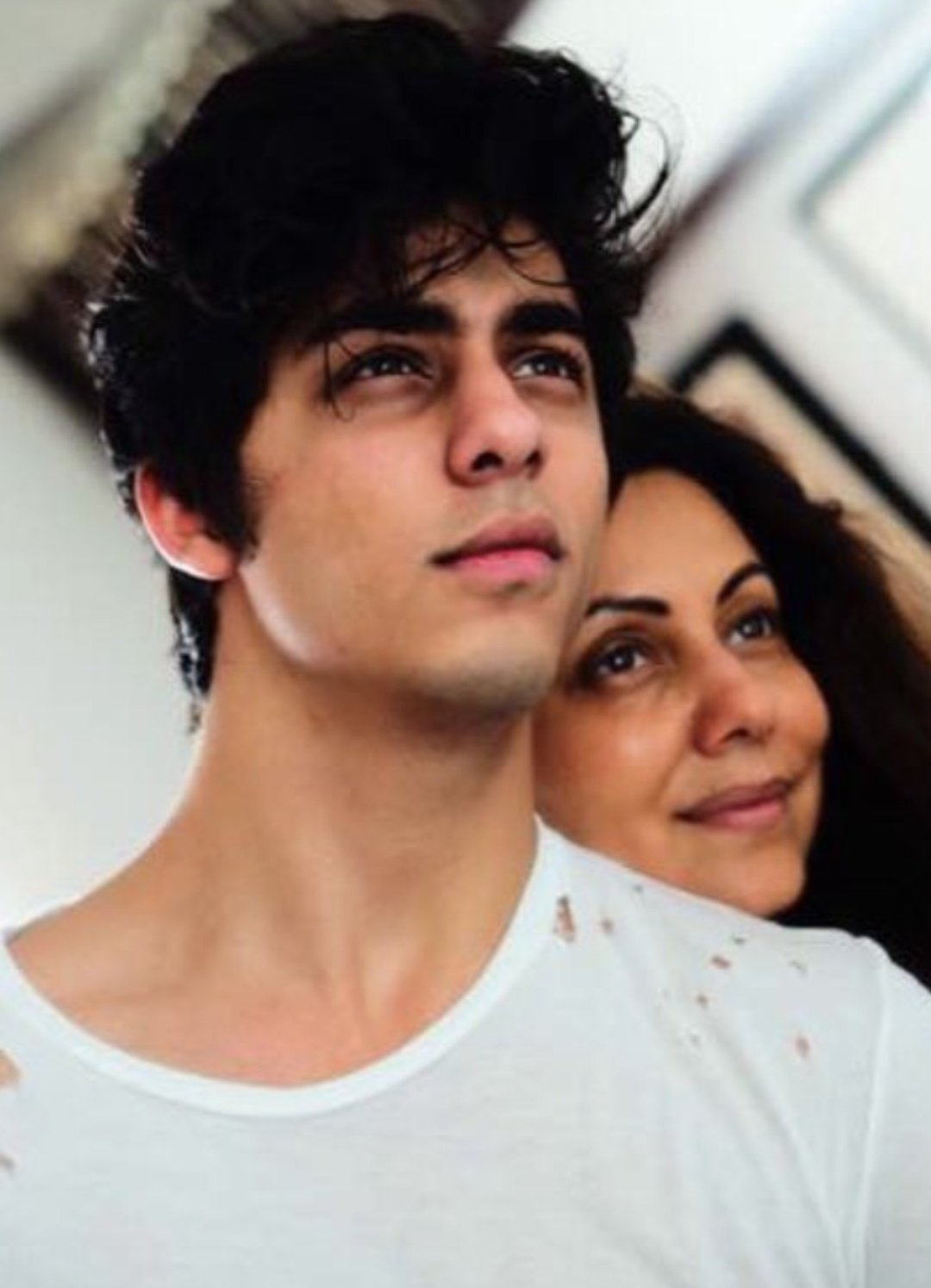 Happy birthday prince Aryan Khan . May your all wishes Come true . Allah bless you. 