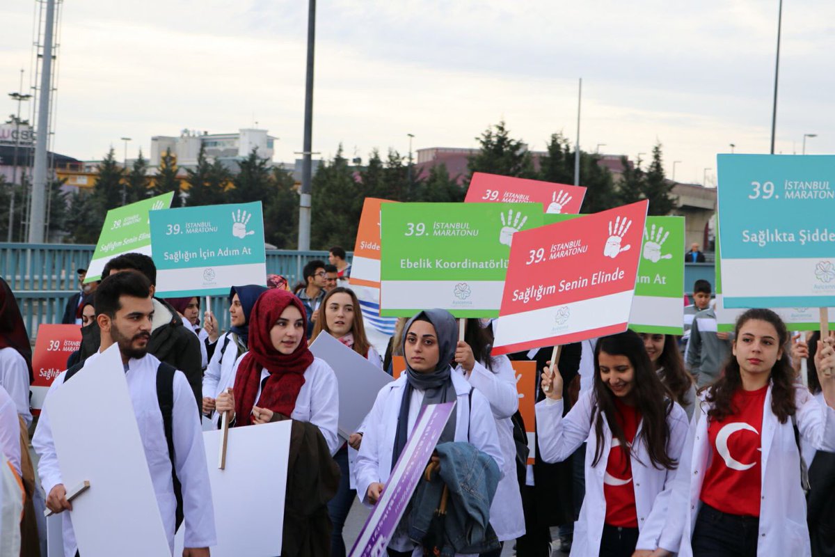 39. İstanbul Maratonu'nda Sağlıkta Şiddete 'HAYIR' diyerek yürüyoruz. 

#İstanbulMaratonunda #SiddetleSaglikOlmaz #sağlıktaşiddetehayır