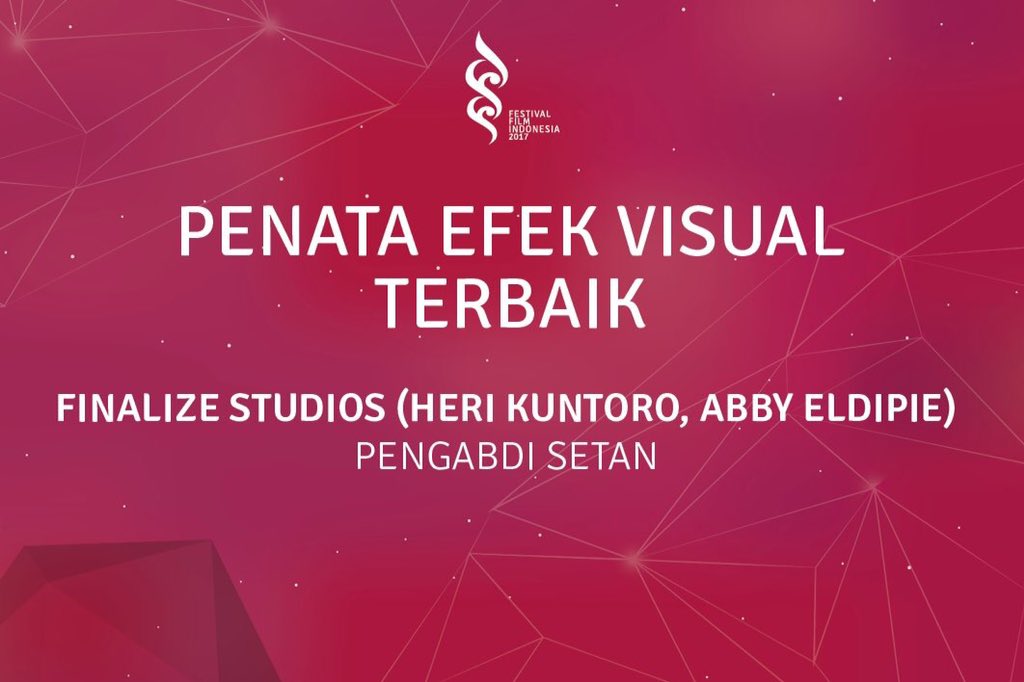 Peraih Efek Visual Terbaik Festival Film Indonesia 2017 - Finalize Studios Heri Kuntoro <a href="/eldipie_abby/">abby</a> @pengabdi_setan #PialaCitra2017 #FFI2017 #62thFFI #FilmIndonesia #BanggaFilmIndonesia #FestivalFilmIndonesia #AkuCintaFilmIndonesia #AyoNontonFilmIndonesiadiBioskop