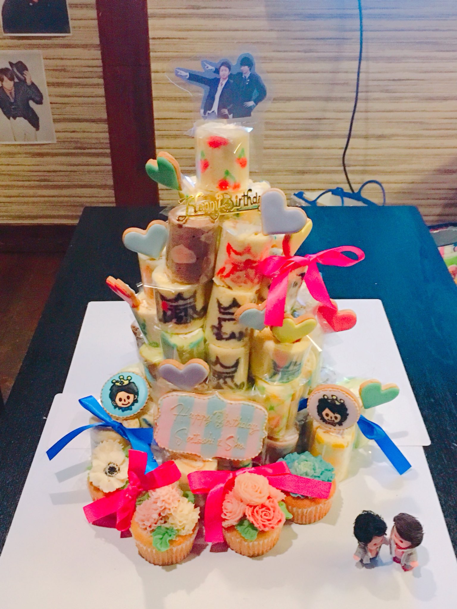 えりえり 少し早い 山誕生日会 用に ロールケーキタワー 崩れそうになりながら58個積み上がった 嵐会 嵐ハンドメイド 嵐ケーキ デコロール 嵐スイーツ やっぱり山が好き T Co Ef74yn4kzx Twitter