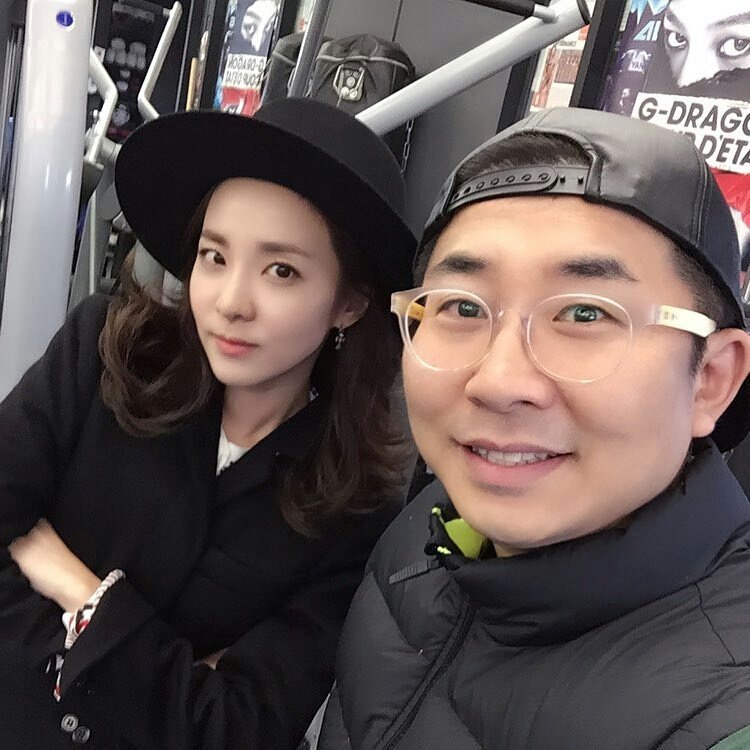 Instagram: 171112 (hwangssabu) Baby face Sandara Park~ Happy birthday~^^*  