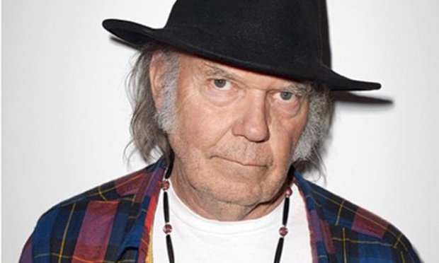 Happy 72nd Birthday Neil Young. And it\s good to see that you are neither burning out or fading away. 