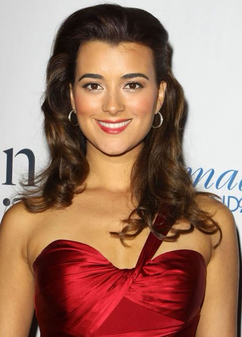 Cote De Pablo's Birthday Celebration | HappyBday.to Cote De Pablo's Birthday Celebration | HappyBday.to