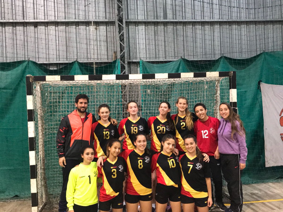 HumboldtHandba1's tweet photo. Hoy a las 17 hs en el colegio danes los esperamos; segunda semifinal menores vs @PSHandball https://t.co/2UrmueILHm