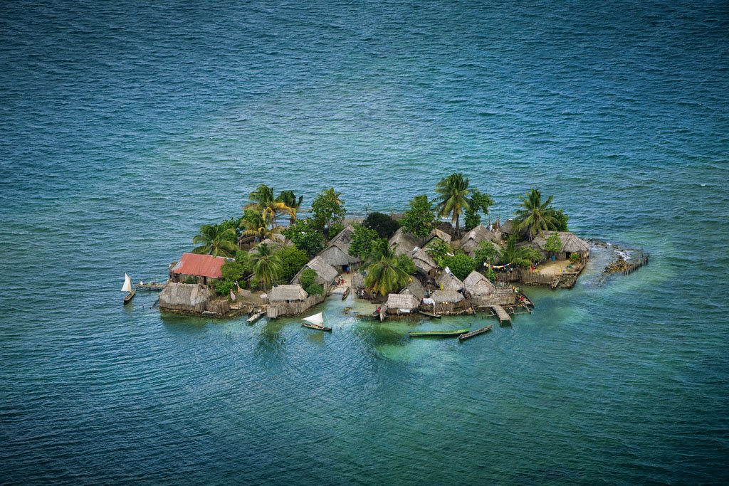 ocean_climate's tweet photo. #COP23 : comment les pays s’engagent-ils pour l’océan et le climat dans leurs #NDC ? Retrouvez notre article sur @lemondefr https://t.co/wPVoqkQRVs @lemonde_planete  #OceanforClimate #BecauseTheOcean https://t.co/uuRY6BXBNH