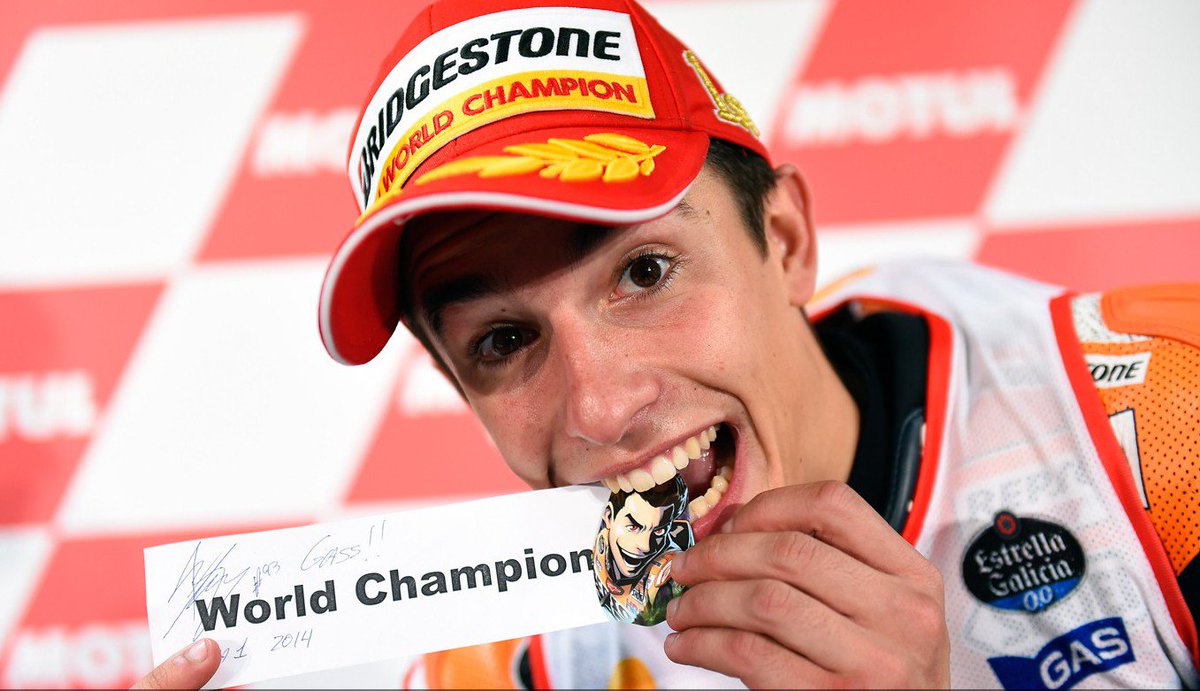 carrusel's tweet photo. ¡MARC MÁRQUEZ CAMPEÓN DEL MUNDO DE #MOTOGP!

Campeón campeón campeón... ¡ESTRATOSFÉRICO MÁRQUEZ!

https://t.co/KYNvVg4dej https://t.co/d6QkLDVoR0