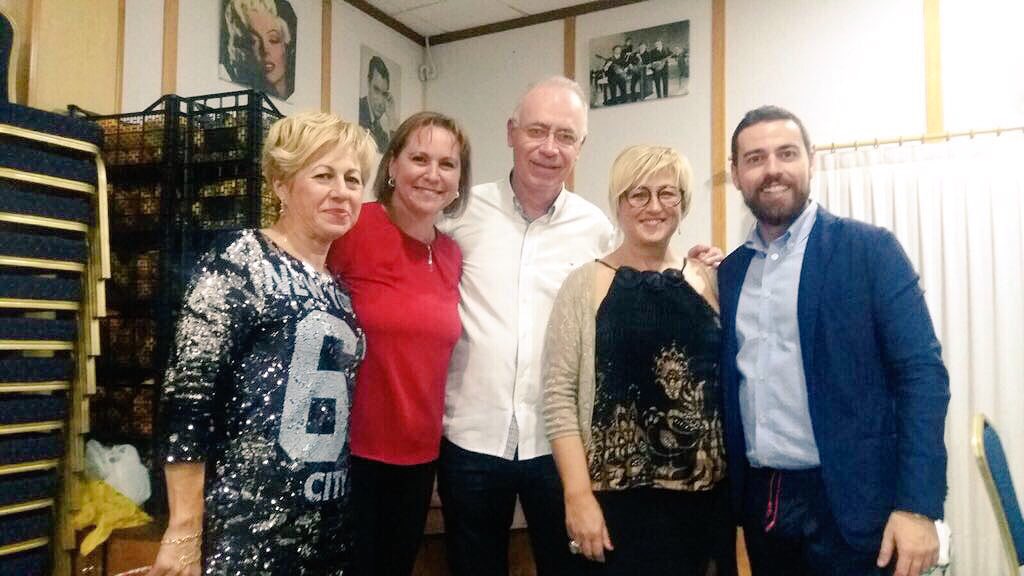 fran__san's tweet photo. Apoyo a nuestra Asociación Cruces de Mayo de #CabezodeTorres y a nuestras tradiciones! Felicidades por esta cena benéfica que reúne a tantos vecinos @regiondemurcia @navarro_corchon https://t.co/hyJYn8Cd60