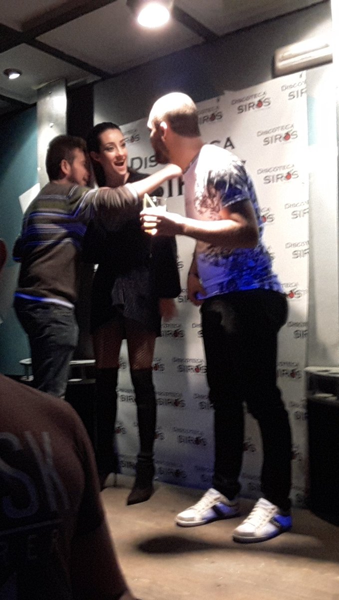 Cuando el señor <a href="/Karpin97/">REYES DE EUROPA 15🏆</a> le cuenta todo lo que ponia en twitter de ella 😂😂