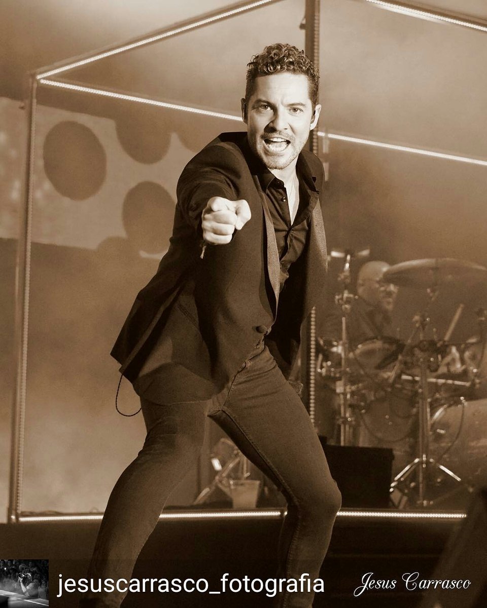 reebee_db's tweet photo. El gran fotógrafo @JCARRASCOFOTO nos regala está FOTAZA de @davidbisbal y yo alucino jajajaja https://t.co/VVHC6cLJgj