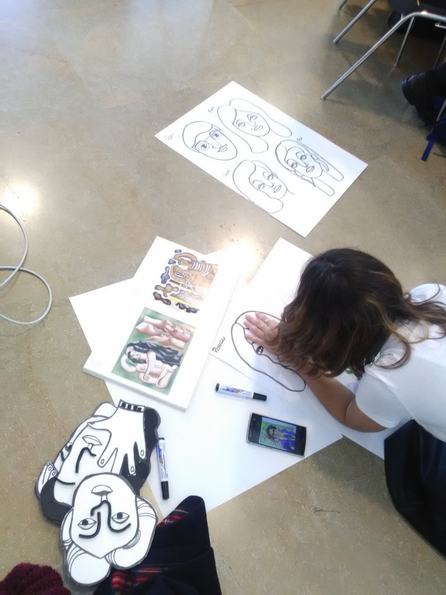 BlueBirds_Azur's tweet image. Encore une fois notre #makeuse Elena fait des merveilles ! Elle croque à la Léger les visages des membres de notre équipe... #FACELOOK #museomix #MusseomixAzur #MuseeLeger #wearemuseomix