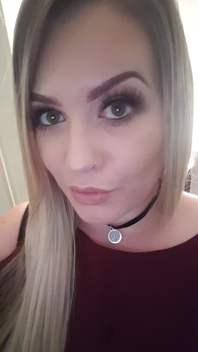 xz1990hx's tweet photo. #nightout #edinburghbound #biddymulligans #drunk https://t.co/e4EeXnORFj