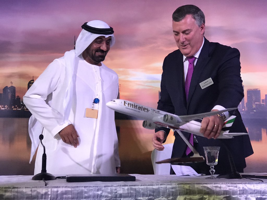 BoeingAirplanes's tweet photo. One of the world's largest airlines @emirates announce commitment for 40 787-10 #Dreamliners selecting the ultra-efficient 787 to power its future fleet. Airplane deal to sustain tens of thousands U.S. #manufacturing jobs #DAS17 https://t.co/ETDt3ImLzb https://t.co/xp9RwSnGk5