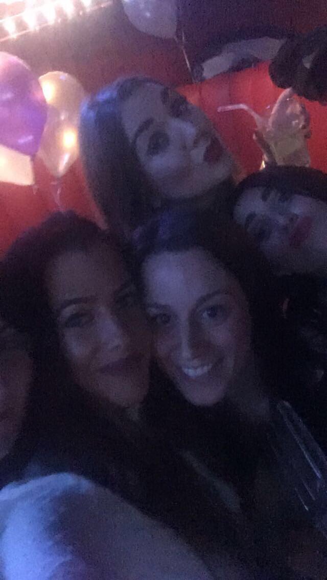 katmitchell123's tweet photo. #thisGalAintOldYet #norwich #greatfriends #girlsAreOutOut https://t.co/n16a4Sc6LB