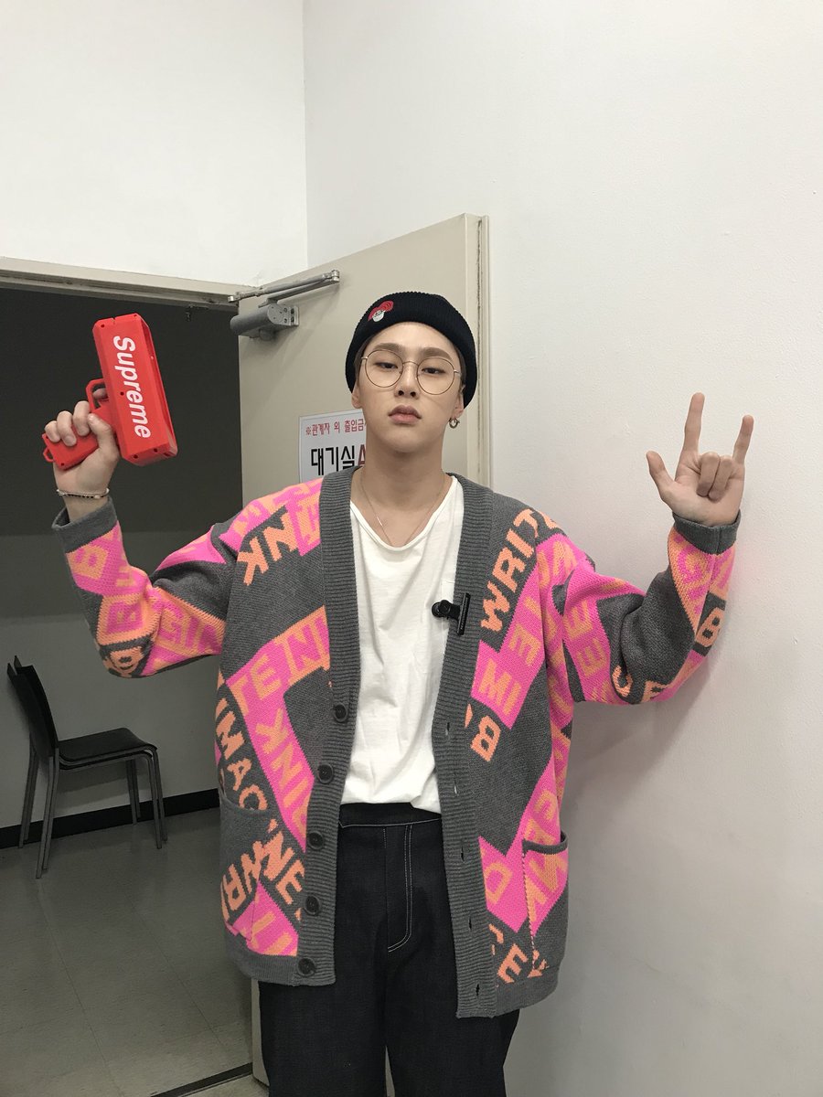 JBJtwt787's tweet photo. [#권현빈🔥] 오늘 팬사인회도 와주셔서 really 진심으로 감사해 yo https://t.co/LQwnFWqBc5