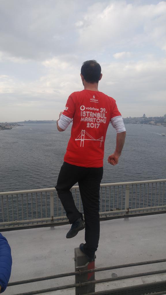 PROFFizm's tweet photo. #çocuklariçinkoş https://t.co/3mzz8i6MTA
