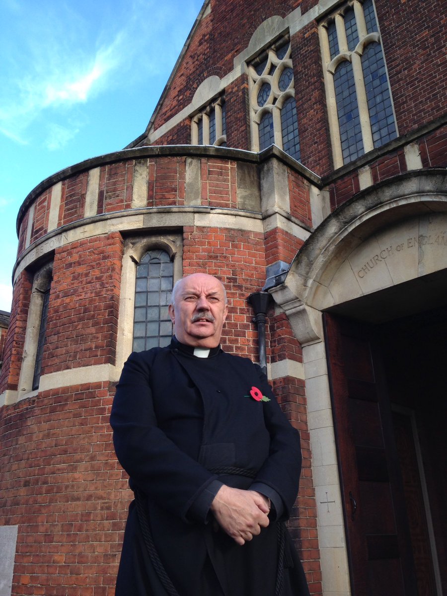 summerstown182's tweet photo. The longest-serving vicar of St Mary's Church #Summerstown Reverend Roger Ryan 1988-2017 is taking charge of his final Remembrance Sunday service today, Wimbledon Road 1030am #REM182 https://t.co/KNpMeOCZFn