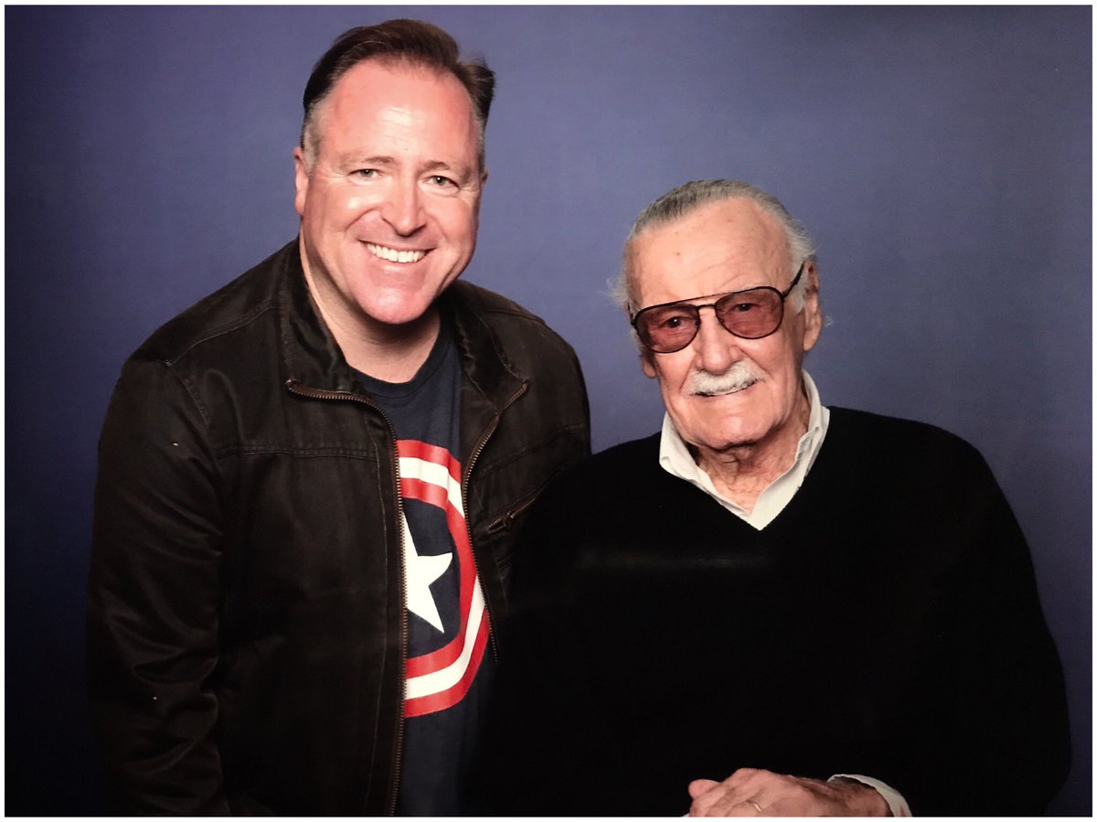 DeliverStand's tweet photo. A great moment meeting an all time hero today #stanlee #supanova2017 #marvel #marvelcomics #icon #spiderman 
#legend #meetingyourhero #bucketlist https://t.co/BWgUZzbU8l