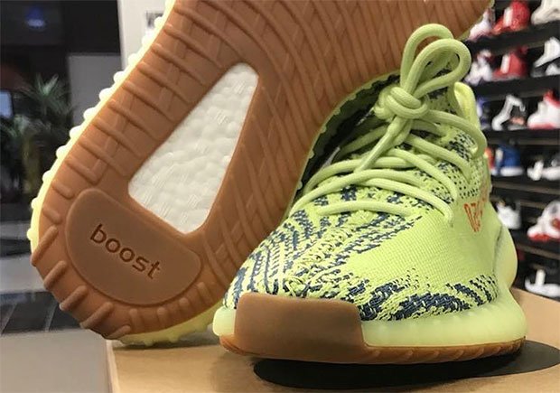 Shoesskills's tweet photo. A week to go till most limited v2 #yeezys drop.
What you gonna do bout that? #yeezyseason
Cop some > https://t.co/87Zx5eBvcC https://t.co/iNsvcskQZ3