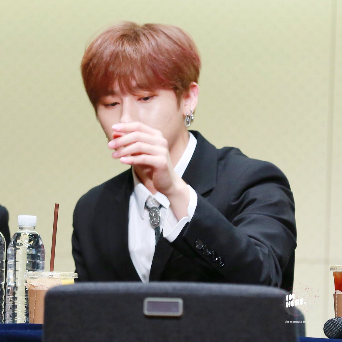 imhere0126's tweet photo. pre 171112 강남팬싸
#창균 #아이엠 #몬스타엑스 #MONSTA_X
#드라마라마 #DRAMARAMA @OfficialMonstaX https://t.co/pcyGAC6S8e
