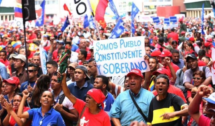 JauaMiranda's tweet photo. LECCIONES DE LA HISTORIA https://t.co/QHbkFyn2ET El pueblo no puede ser sustituido por el partido, el partido revolucionario no puede ser sustituido por una cúpula. https://t.co/nh05vDsk0o