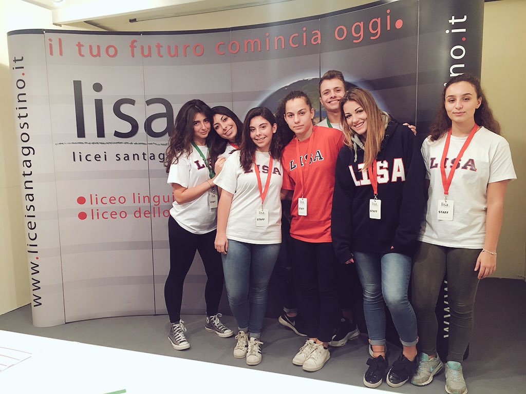 LiceiSanta's tweet photo. 2nd round @ #CampusOrienta #VillaCastelbarco #LiceoLinguistico #LiceoDelloSport https://t.co/KSqnjyIC9s