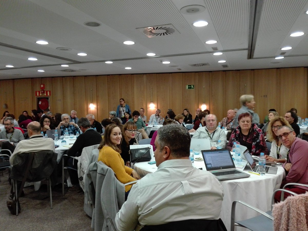 amnistiacyl's tweet photo. Seguimos en el #CGF2017. Ahora nos preparamos para celebrar el año que viene el 40 Aniversario de AI en España. #SentimosLosDDHH. #SentimosLaVela. @AI_Valladolid @aisalamanca @AmnistiaLeon https://t.co/78yK0IenFt