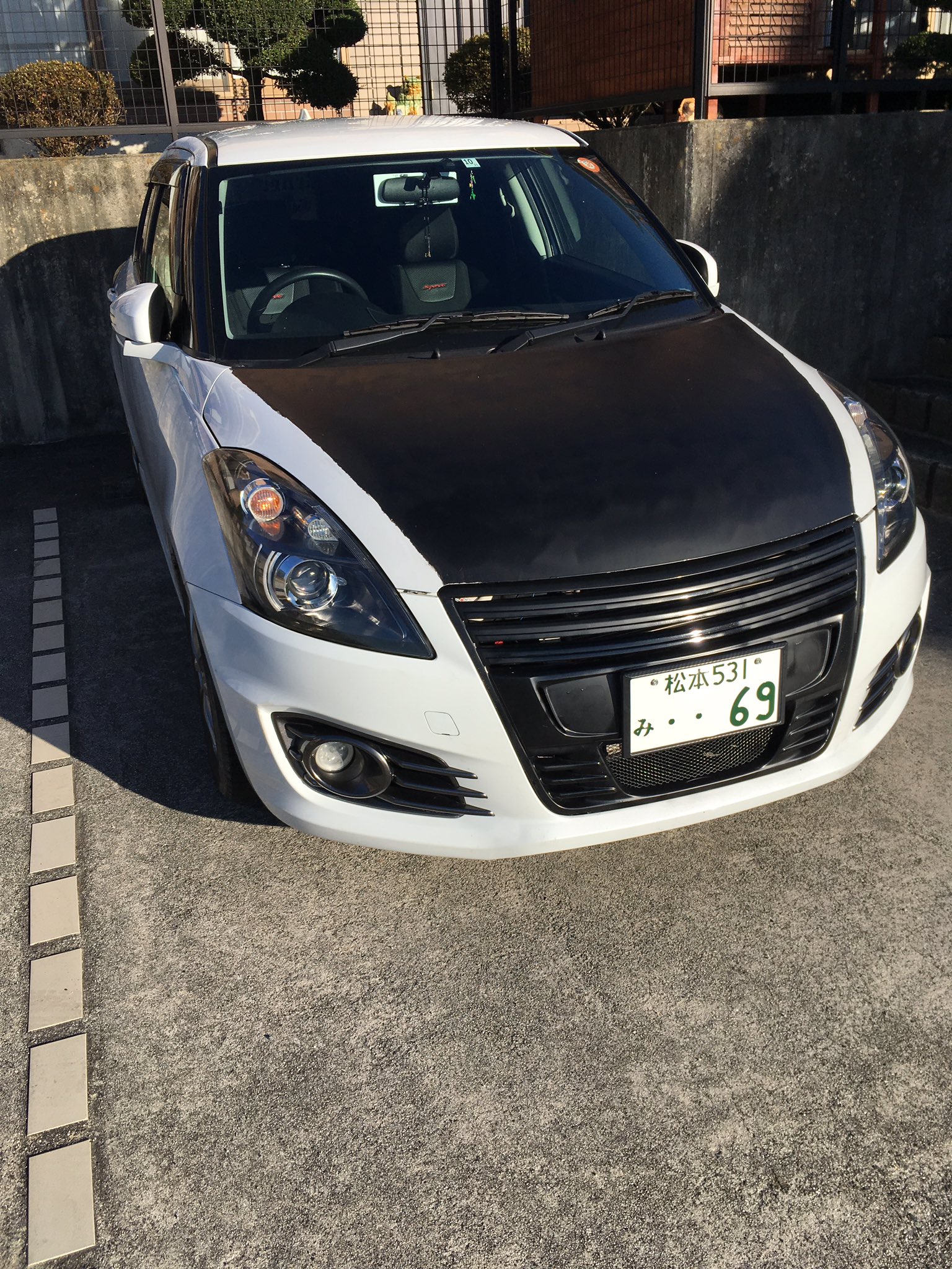 りく 近くで見ないで笑笑 スイフトスポーツ Zc32s 車好き 69 ラバースプレー T Co Lvce2oj3ak Twitter