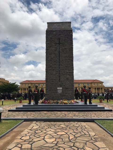 mmashologu1's tweet photo. #LestWeForget - Commemorated #RemembranceDay2017 at the National Cenotaph in #Lusaka, Zambia - @UndpZm https://t.co/M2BvyyForr