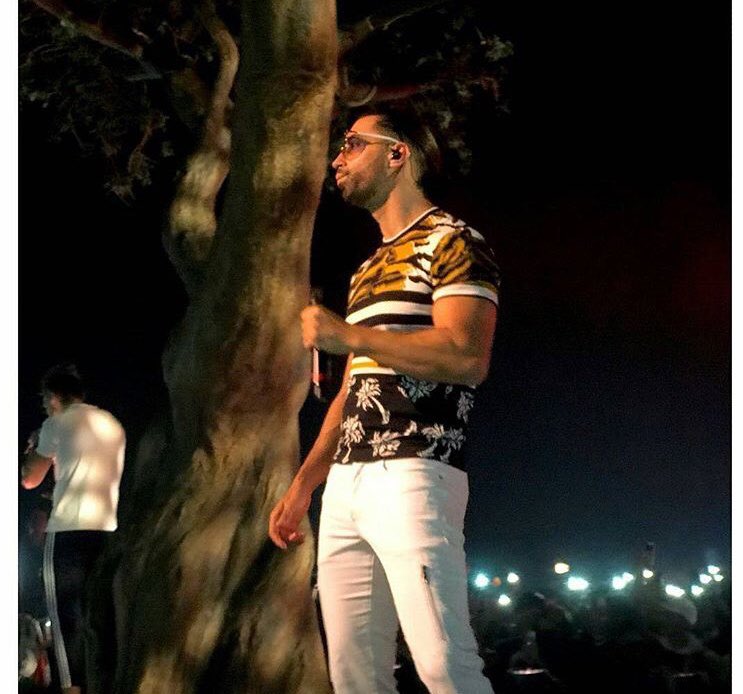 Phrase_PNL's tweet photo. Toulouse 🌍
#PNLTour https://t.co/tCjuqF9o8Z
